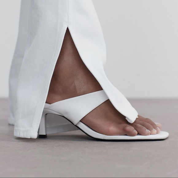 NWT Zara White Slit Straight Mid-rise Jeans Size 4 - Picture 6 of 10